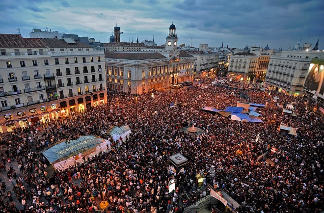 El movimiento 15-M celebró en la Puerta del Sol el primer aniversario de su nacimiento